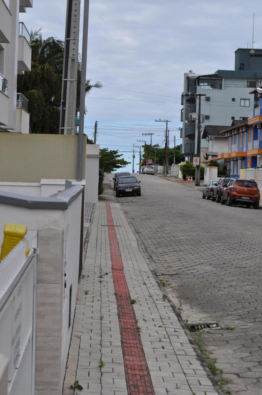 Apartamentos Bombinhas - 140 Metros Da Praia Exteriér fotografie